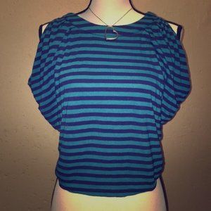 Bebe Open Back Split Sleeve Crop Top Striped XS Extra Small Blue Tee Shirt